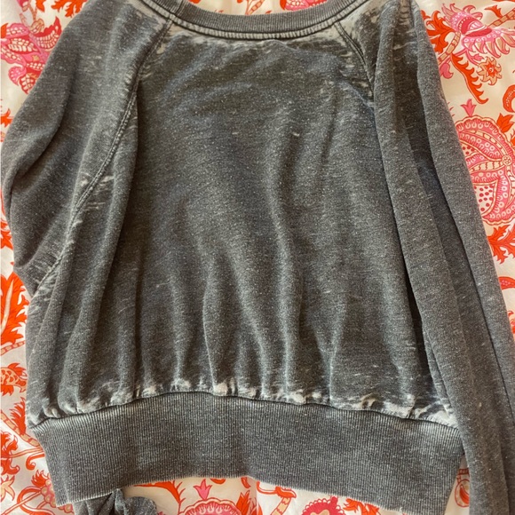 BOWIE Distressed Crewneck Sweatershirt - Picture 3 of 5